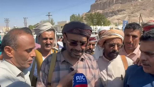 WZZsZAuCrg cfETW.jpg