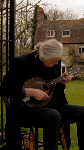 eImZp4EA CjVwaA3.jpg