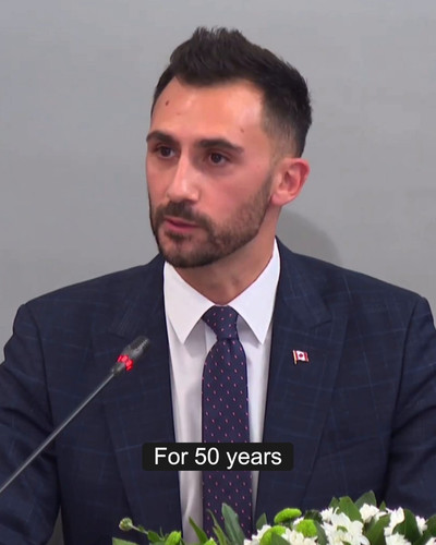 pss h9h J0GIFbkt.jpg