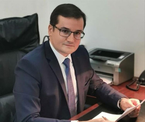 G7R Gh XAAAvEOu.jpg