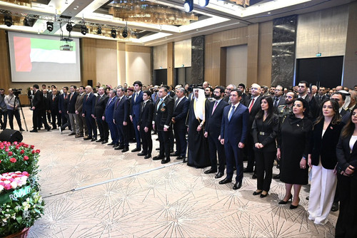 G7LZUBNWgAAzbki.jpg