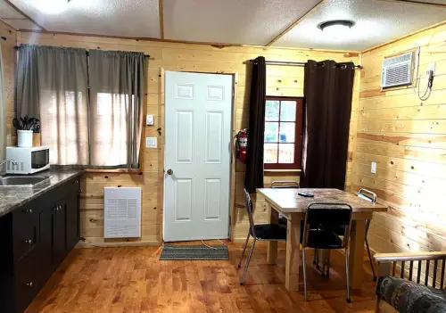 Waskesiu Saskatchewan.webp