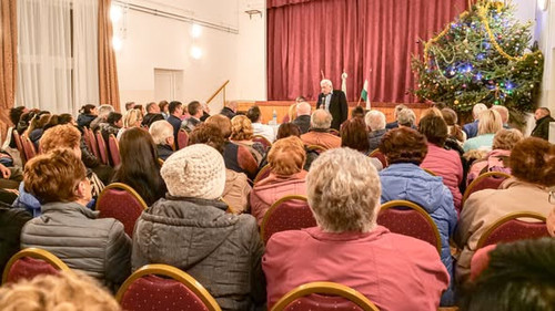 593499784 1243141687636949 1732107632571859242 n.jpg?stp=dst jpg s590x590 tt6& nc cat=100&ccb=1 7& n.jpg