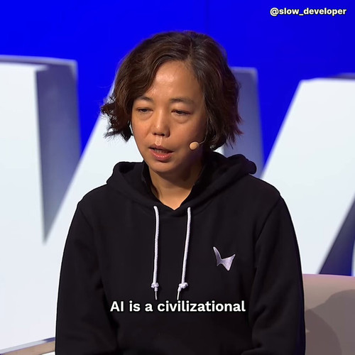 sz M9 8A24gT9zxA.jpg