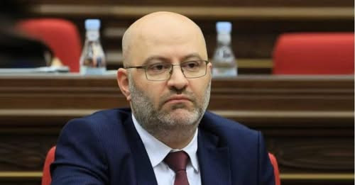 14636777367768813601?url=https%3A%2F%2Fst1.oragir.news%2Fmaterial main images%2F2025%2F12%2F03%2F7bb.jpg