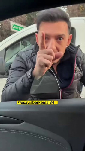 X50ITNNuHxc BI8Y.jpg