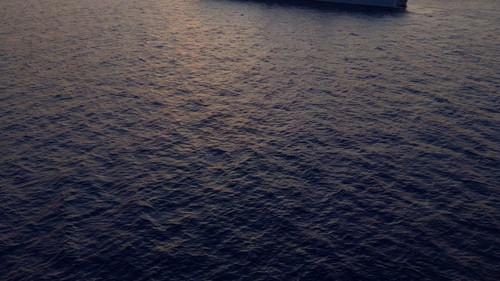 Tw0rWwA3uq5hkSL .jpg