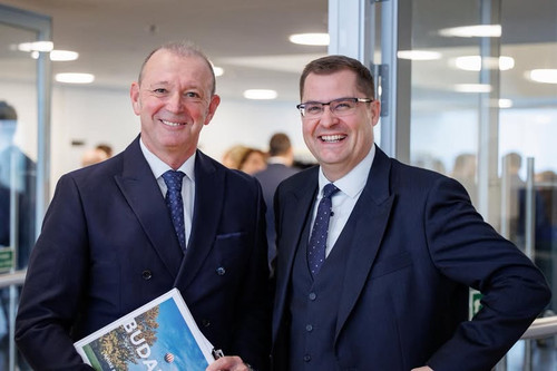 594026465 864746186498262 7334346497472869802 n.jpg?stp=dst jpg p180x540 tt6& nc cat=111& nc cb=99be.jpg