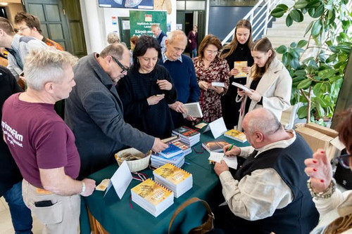 593522139 1368692627954145 696220615550007793 n.jpg?stp=dst jpg s590x590 tt6& nc cat=110&ccb=1 7& nc.jpg