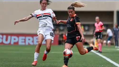 Corinthians e São Paulo femininos se enfrentam; escalações confirmadas e onde assistir ao clássico