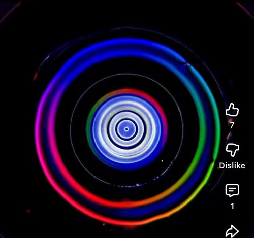 Poq B1 n6RAdU8Wt.jpg