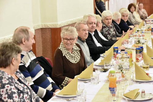 591750174 1240176574598981 6865692206601472900 n.jpg?stp=cp6 dst jpg s590x590 tt6& nc cat=109& nc cb.jpg