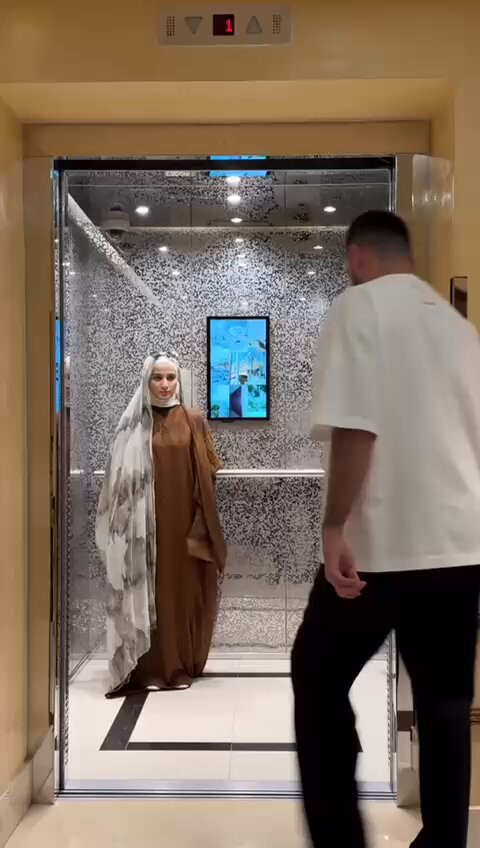 8QtdRsZmXIf9CYqP.jpg