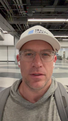 Z W1e4JJBmRqXvuX.jpg