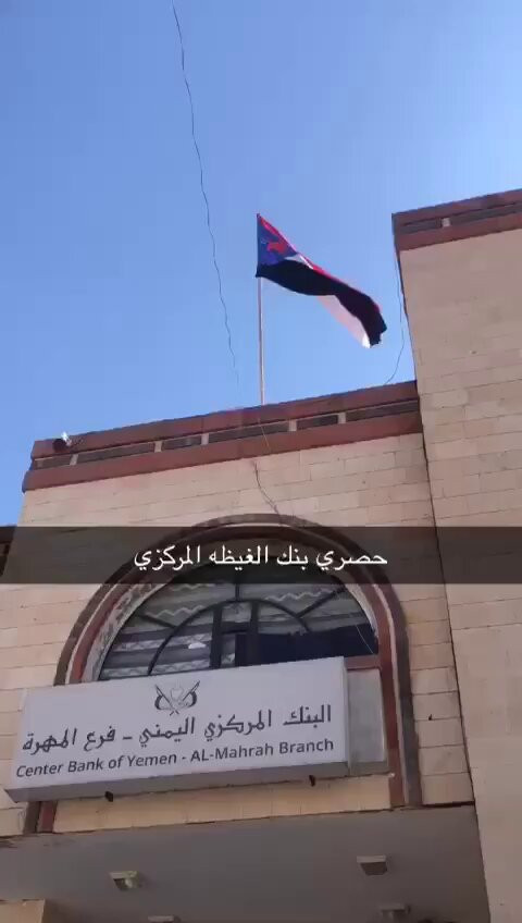 XyQkWeTC5jCAINUN.jpg