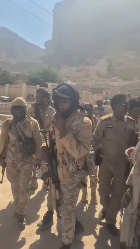 XqIIKa Au vgukCE.jpg