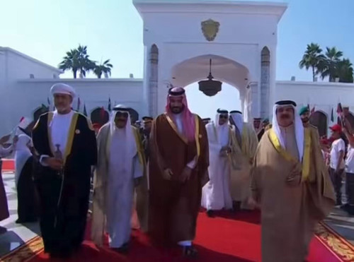 3A v33kMNenhyoHe.jpg