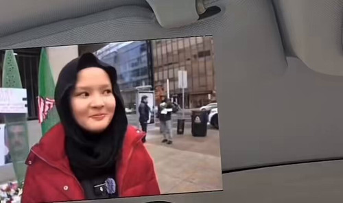 Wb2 MMz3LnUeH AT.jpg