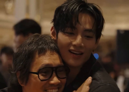 RSJ6Gn v9KQdg122.jpg