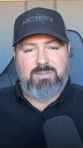 kQt0AmG9cz5XlURd.jpg