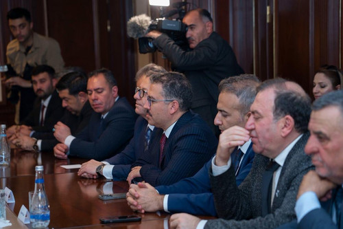 G7TufIrWcAA1py4.jpg