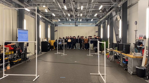 LW9R JfPi5QPoQ6M.jpg