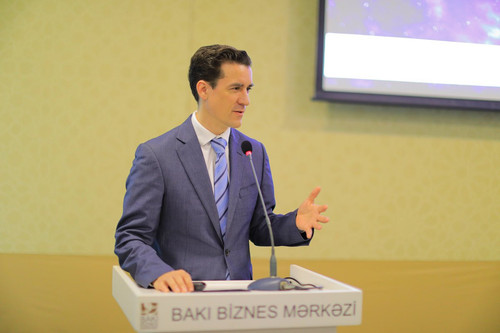 G7Ku CHWIAA152v.jpg