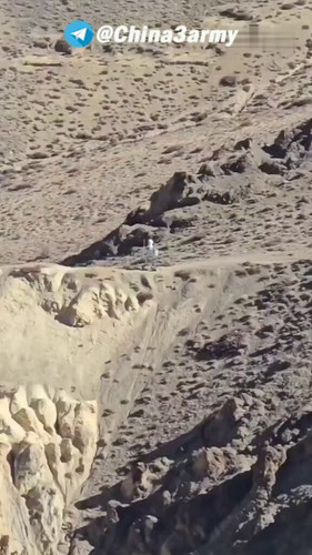 q ZBTuR89PrgCPjD.jpg