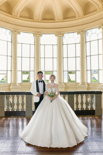 07 Hình chính trên thiệp mời