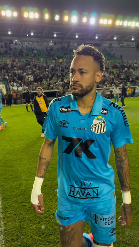 hE4QLWIjcWj jl5D.jpg