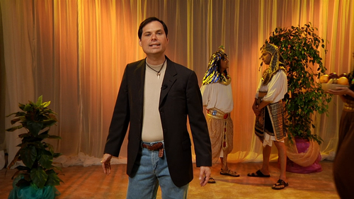 cap You're.Whole.S02E01.Droppin'.the.'G'.Ancient.Egypt.Puffy.Paints.1080p.AMZN.WEB DL.DD+2.0.x264 Ci.png