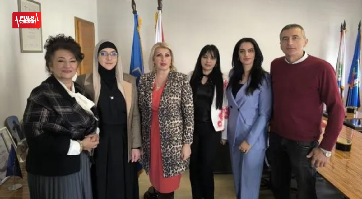 SJENICA I KRAGUJEVAC POTPISALI PROTOKOL O SARADNJI: Zajednički projekti za ljudska prava i inkluzivno društvo!
