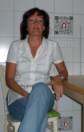 ShinyladyT 2825 on.jpg