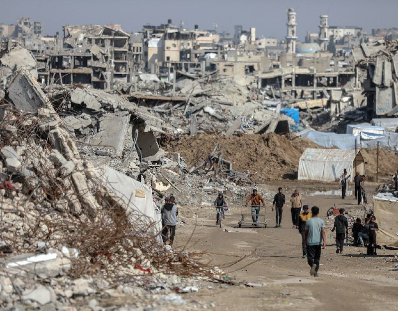 مشاهد توثق جزءًا من الدمار الواسع، الذي خلفه عدوان الاحتلال خلال الحرب، في حي الزيتون جنوب شرق مدينة غزة....