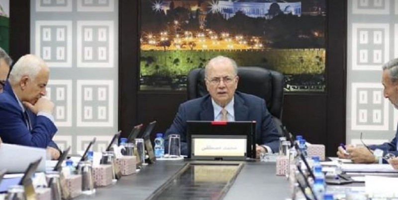 طالب مجلس الوزراء بتحرك دولي فوري لوقف إرهاب المستوطنين. ودعا إلى الضغط لفتح معابر قطاع غزة لإدخال المستلزمات الصحية والإغاثية وتعزيز التعافي الاقتصاد...