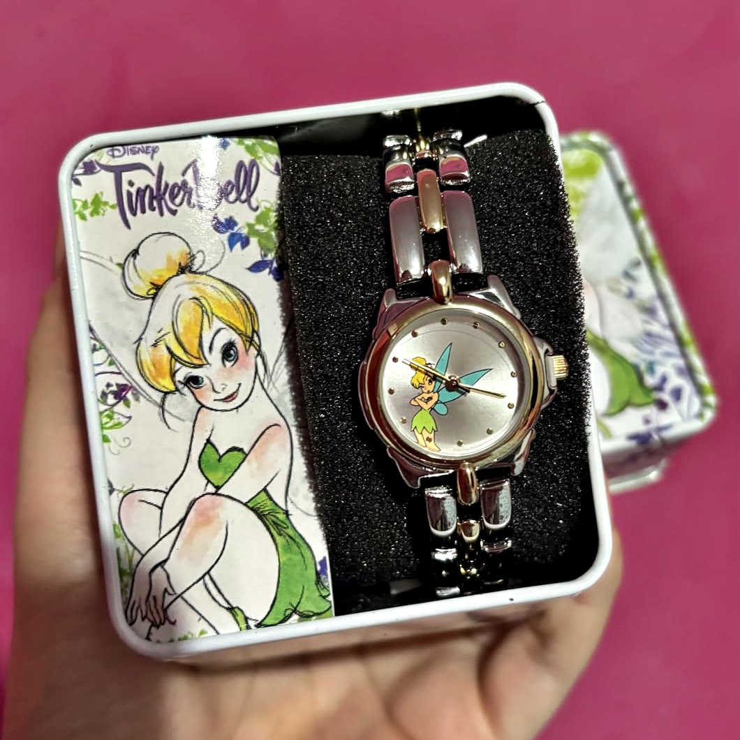 Disney TK2020 Tinkerbell Relógio feminino com pulseira de dois tons e mostrador de sol
