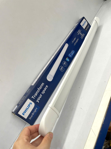mang den led batten ban nguyet philips starbright wide nxt 20w cdl l600 2000lm 6500k 600mm (5).jpg