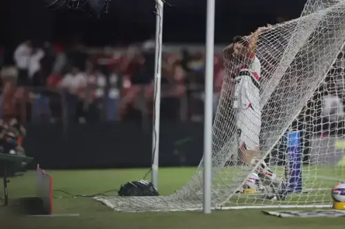 São Paulo joga clássico sob risco no Paulistão