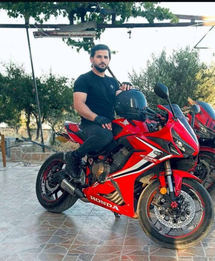 توفي الشاب ليث الحلايقة من الخليل نتيجة حادث سير مروع وقع بالقرب من بلدة حوسان في قضاء بيت لحم....