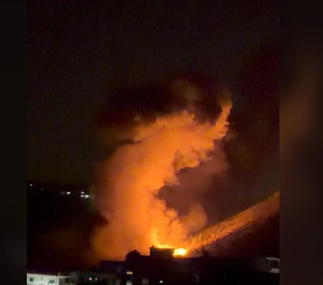 إسرائيل تقصف  جنوب لبنان  باستخدام أطنان من القنابل....