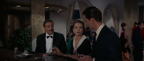 The.Pink.Panther.1963.2160p.UHD.BluRay.CZ EN.DTS HD.MA.5.1.DoVi.HDR.x265 E.mkv 20260105 210509.951.jpg