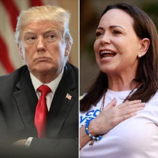 قال مسؤولون أمريكيون إن ترامب رفض تنصيب زعيمة المعارضة الفنزويلية ماريا ماتشادو كرئيسة لبلادها، لأنها فازت بجائزة نوبل للسلام مما اعتبره إهانة شخصية ل...