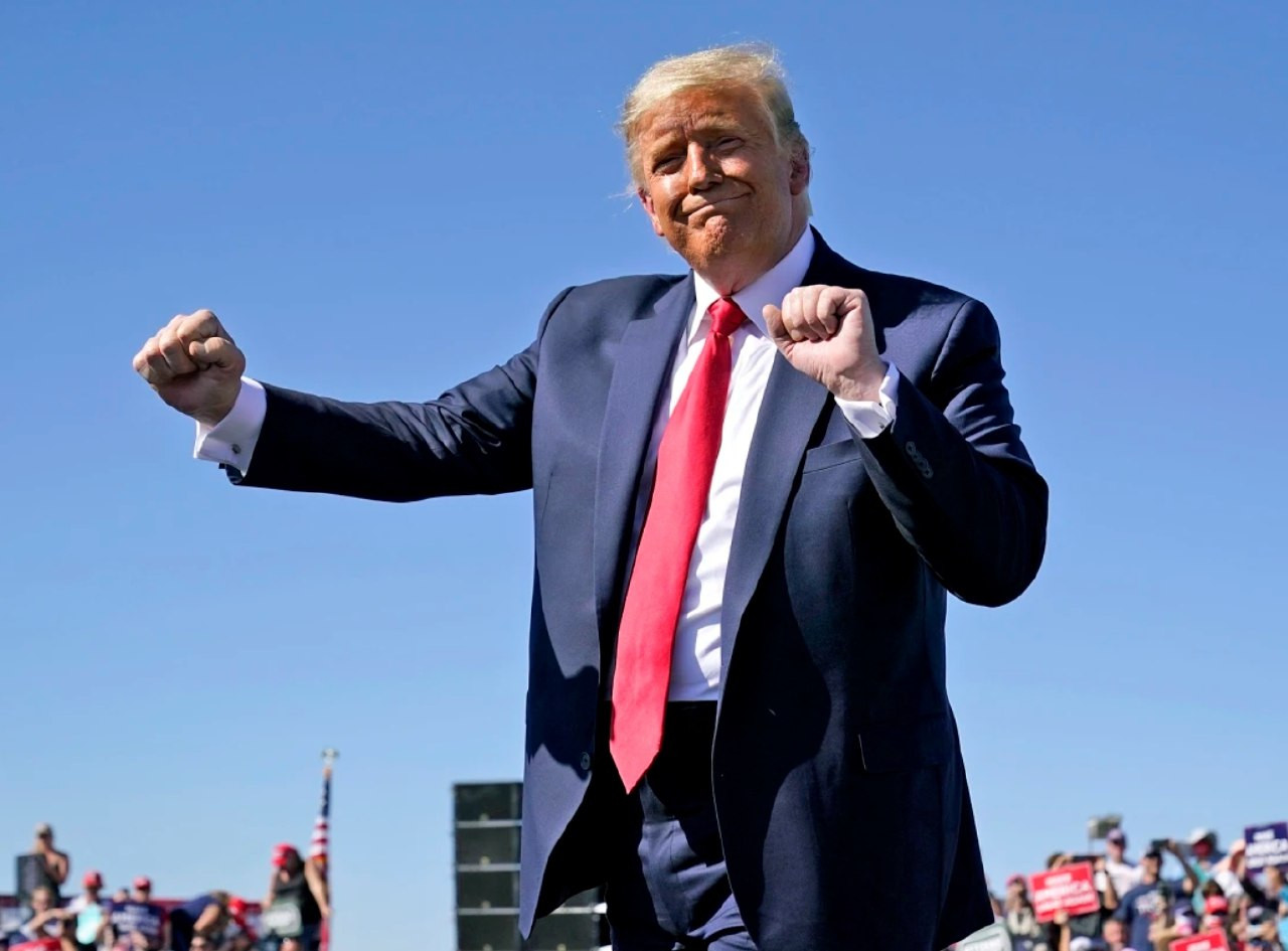 ترمب: "مادورو" رجل عنيف ومتوحش، وكان يحاول تقليد رقصتي....