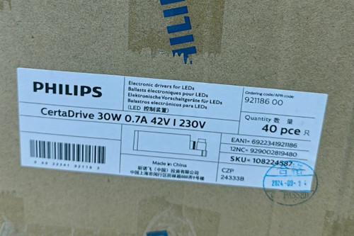 bo nguon ballast tang pho driver led philips certadrive 30w m 0.7a 42v 230v (2).jpg