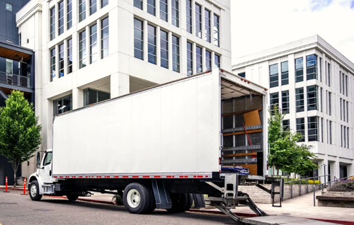 Fast & Reliable Expedited Freight Solutions for Urgent Shipments.png