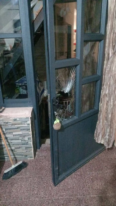 قوات كبيرة من جيش الاحتلال تقتحم بلدة حزما شمال شرق القدس المحتلة فجر اليوم وتداهم عدداً كبيراً من منازل الأهالي وتدمر محتوياتها...