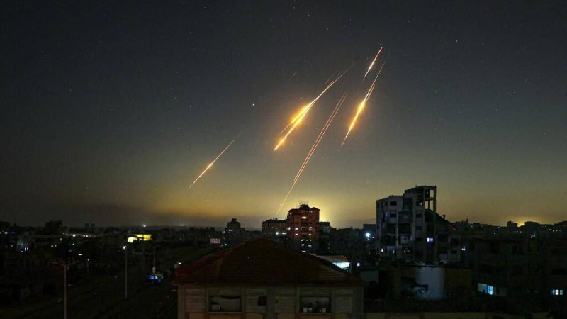 صحيفة "يديعوت أحرونوت" العبرية - يوسي يهوشع: في "إسرائيل" يؤكدون أن إيران استخلصت العبر من حرب الأيام الـ12، وأنها أدركت أن الضربة الافتتاحية عنصر حاس...