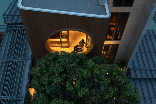 G gorOSWIAAOfvz?format=jpg.jpg