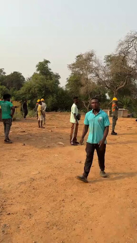 jd1Wf66CLvQkB5 e.jpg