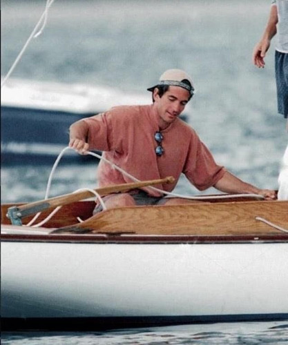 G jsrLkW0AAA cv?format=jpg.jpg